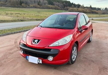 Peugeot 207 120.000 km 3.500 &euro; Donaueschingen 78166