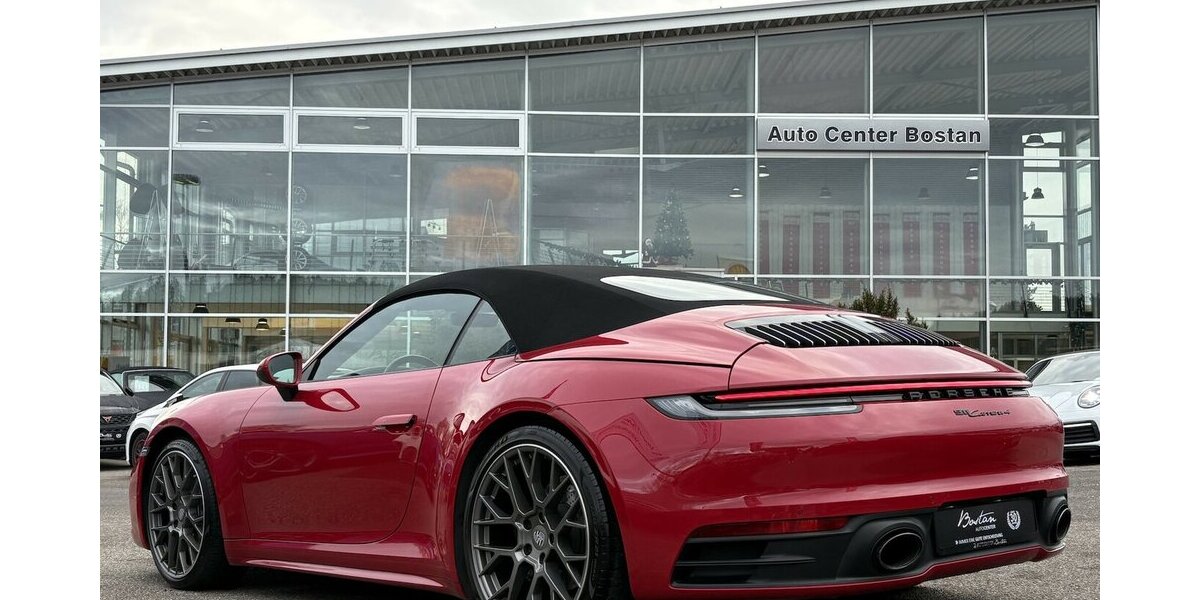 Porsche 992 911 CARRERA4/BOSE/LEDER/CHRONO/KAMERA/MEMORY 21.266 km 115.900 &euro; Villingen-Schwenningen 78054