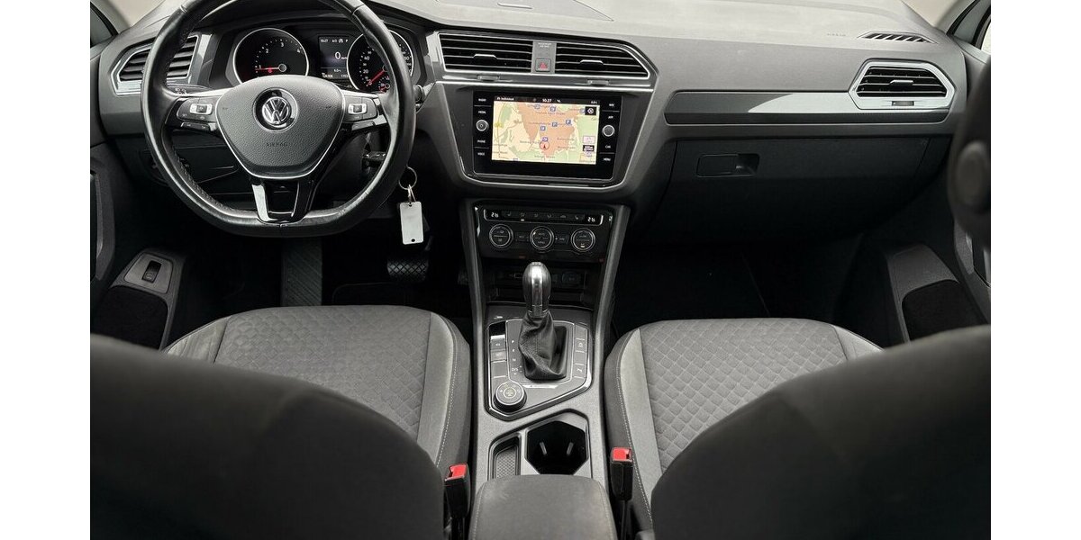 VW Tiguan 2.0 TDI 4Motion DSG/AHK/SHZ/DAB/CARPLAY 126.308 km 19.900 &euro; Villingen-Schwenningen 78054