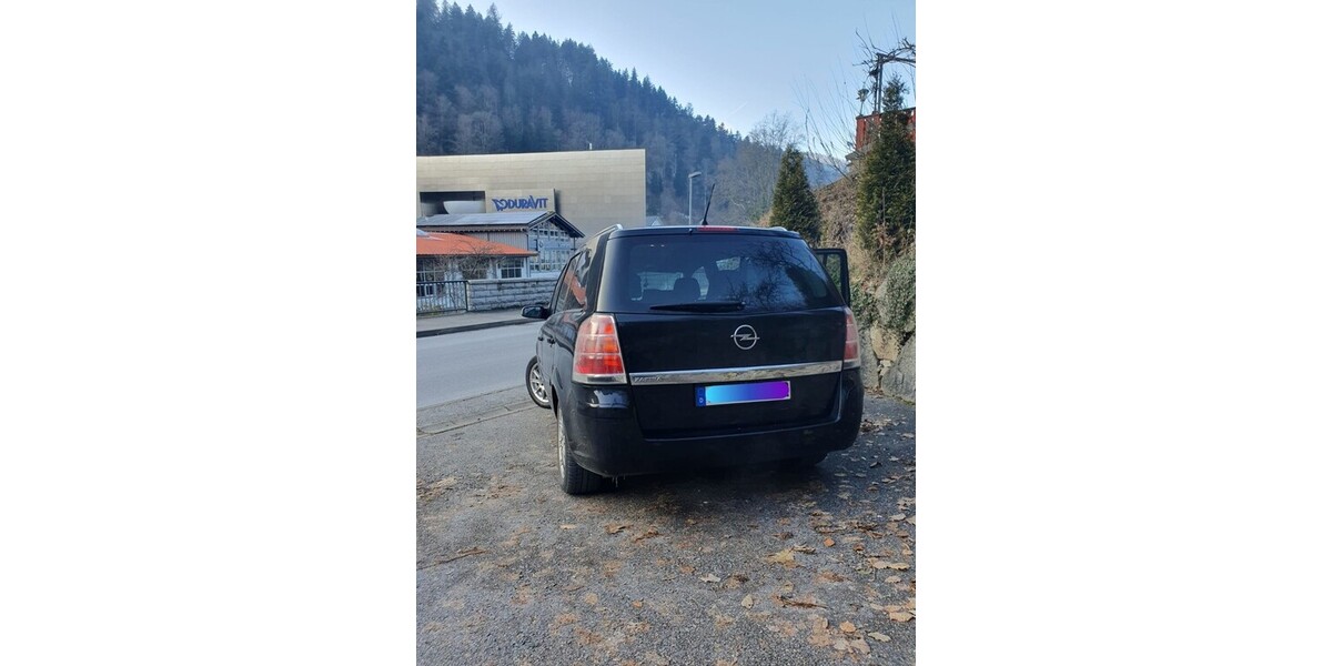 Opel Zafira 207.000 km 3.500 &euro; Hornberg 78132