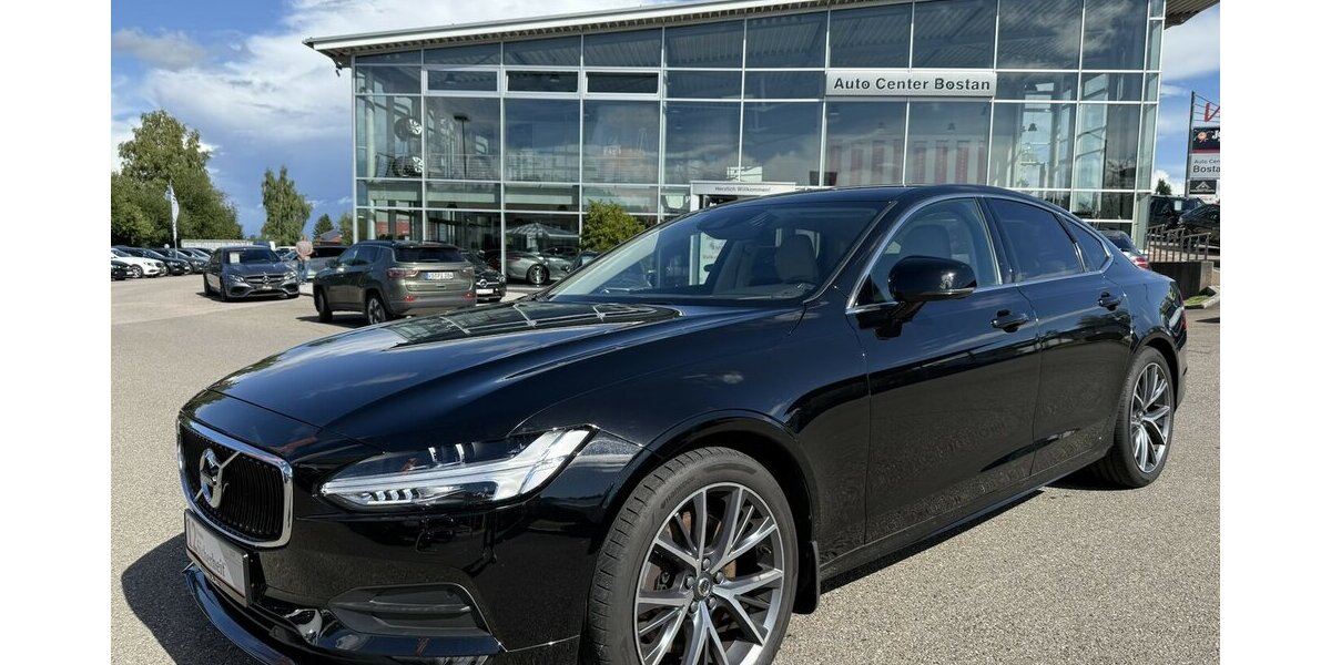 Volvo S90 MOMENTUM AWD/HEAD UP/BUSINESS.PRO/LEDER 125.912 km 22.900 &euro; Villingen-Schwenningen 78054