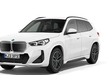 BMW iX1 12.990 km 49.930 &euro; Villingen Schwenningen 78052