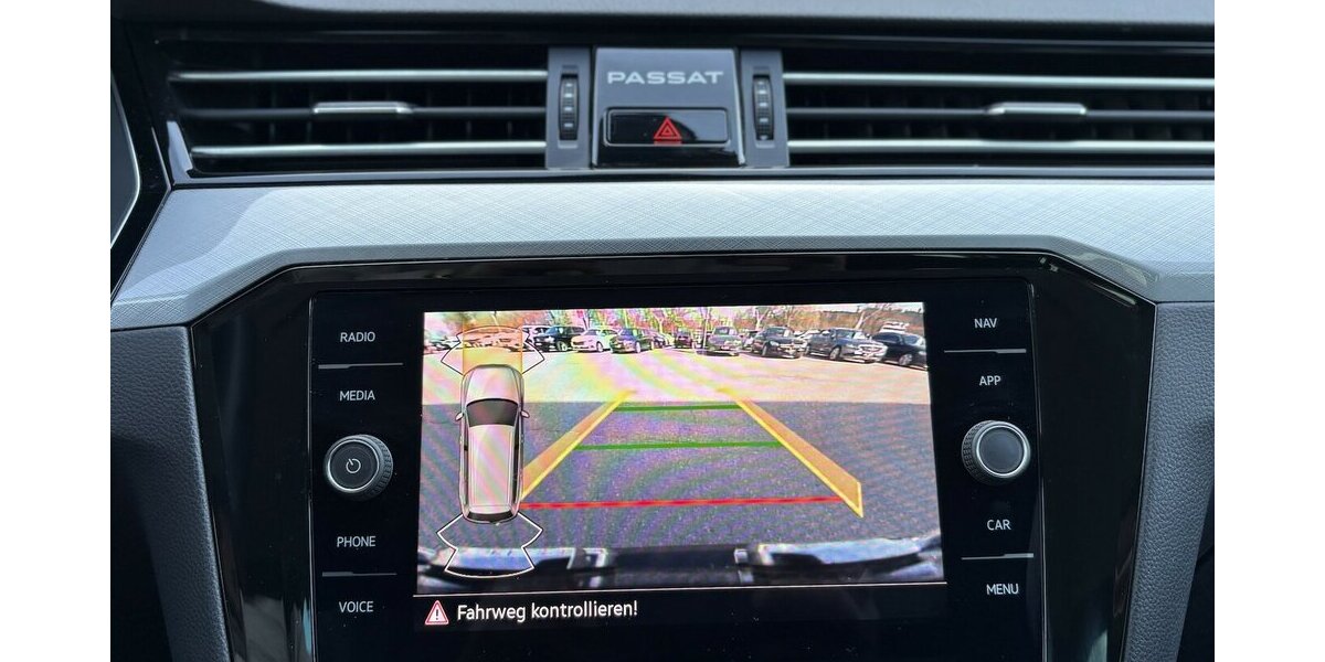 VW Passat 2.0 TDI Variant Business NAVI/KAMERA/ACC 189.309 km 15.900 &euro; Villingen-Schwenningen 78054