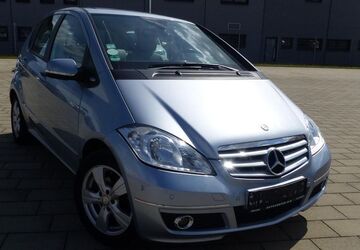 Mercedes-Benz A 180 94.000 km 5.300 &euro; Zimmern 78658