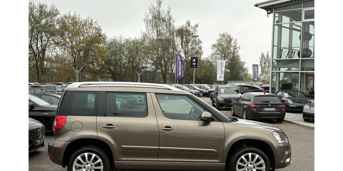 Skoda Yeti 1.4 TSI Ambition SITZHEIZUN/ANHÄNGK./1.HAND 102.196 km 10.900 &euro; Villingen-Schwenningen 78054