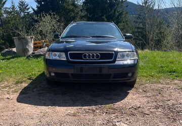 Audi A4 233.000 km 2.600 &euro; Schramberg 78713