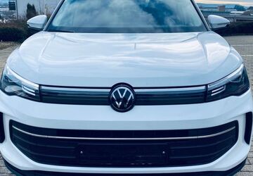 VW Tiguan 74.000 km 29.990 &euro; Donaueschingen 78166