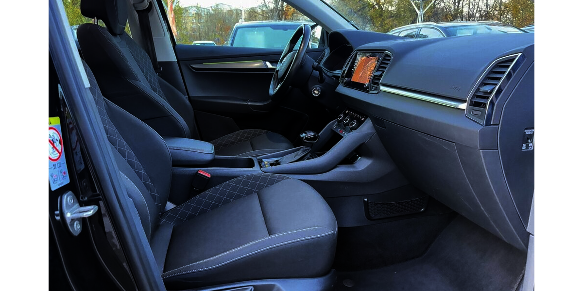 Skoda Karoq 1.5 TSI AMBITION/DSG/KAMERA/NAVI/PDC/DAB 163.970 km 15.900 &euro; Villingen-Schwenningen 78054