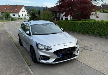 Ford Focus 122.789 km 16.400 &euro; Deißlingen 78652