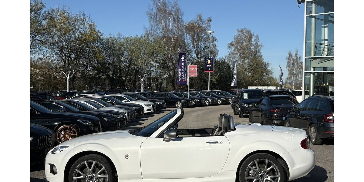 Mazda MX-5 2.0 Sendo Roadster Coupe NAVI/SITZHEIZUNG 88.467 km 15.900 &euro; Villingen-Schwenningen 78054
