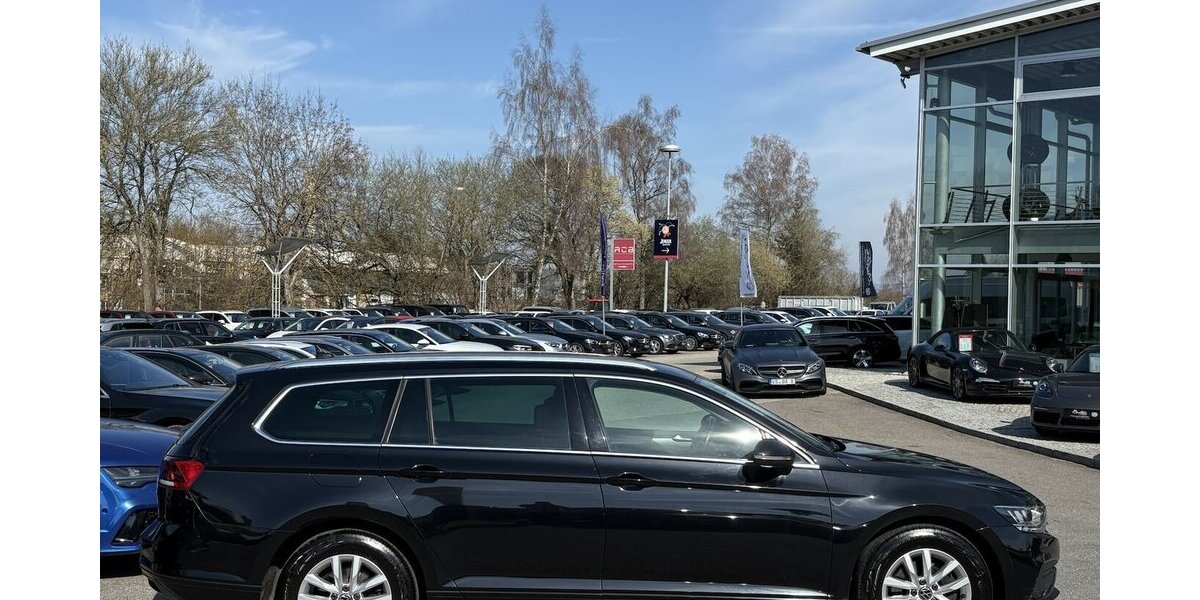 VW Passat 2.0 TDI Variant Business NAVI/KAMERA/ACC 189.309 km 15.900 &euro; Villingen-Schwenningen 78054