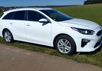 Kia ceed Sportswagon 34.500 km 15.500 &euro; Villingen-Schwenningen 78052