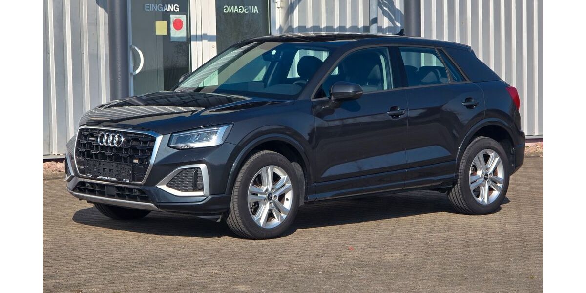 Audi Q2 17.500 km 29.990 &euro; Zimmern o. Rottweil 78658