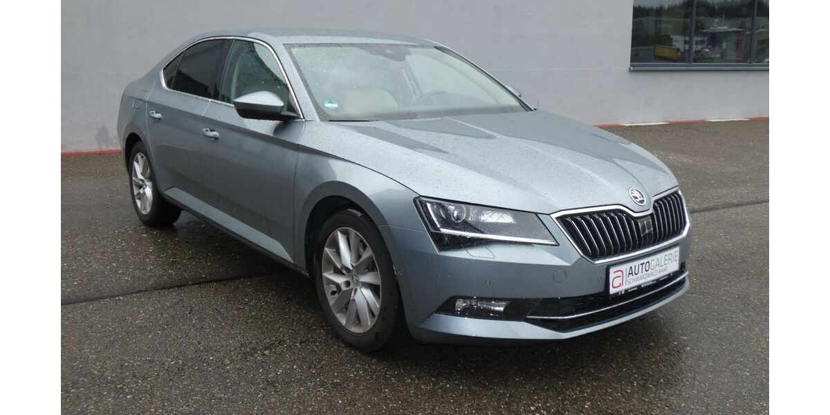 Skoda Superb 90.200 km 17.200 &euro; Villingen Schwenningen 78052