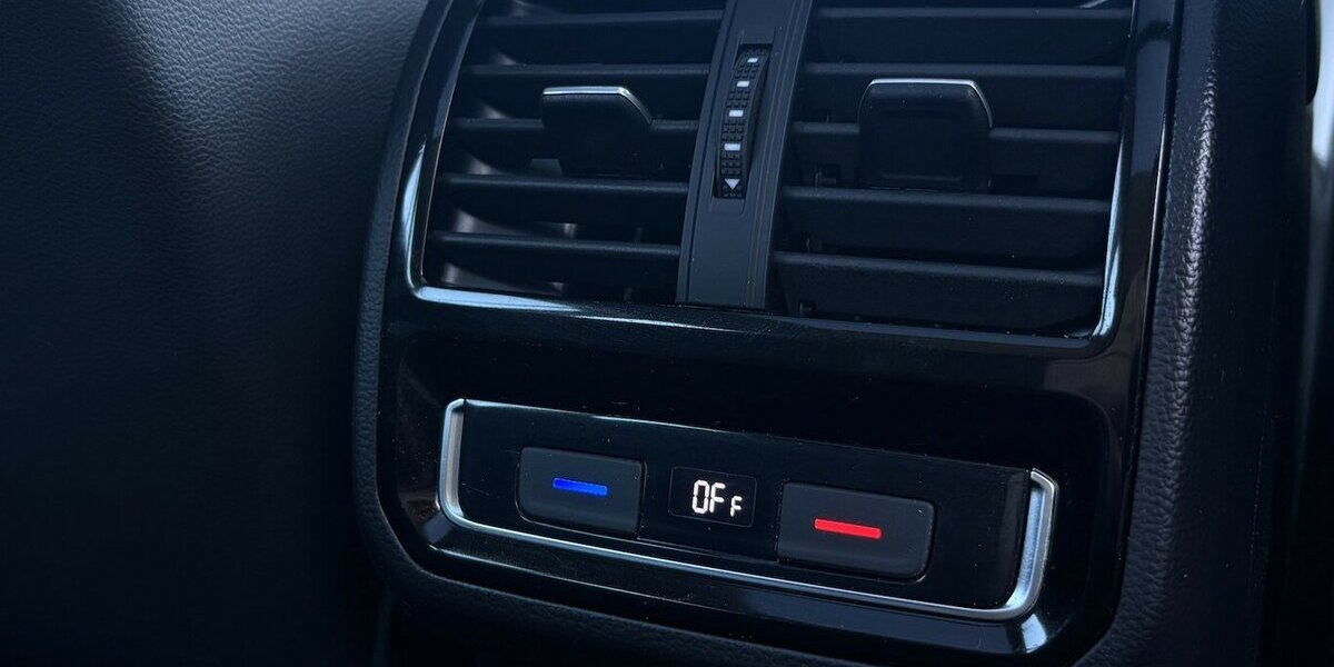 VW Passat Alltrack 2.0 TDI MASSAGE/PANO/NAVI/1.HAND 88.854 km 24.900 &euro; Villingen-Schwenningen 78054