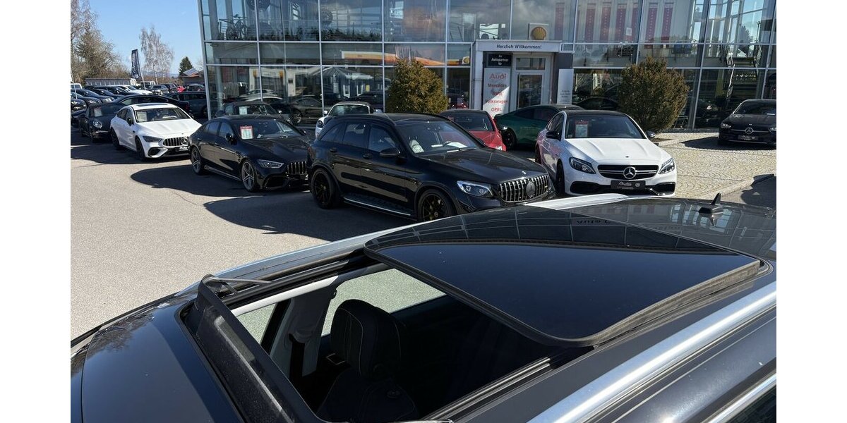 VW Passat Alltrack 2.0 TDI MASSAGE/PANO/NAVI/1.HAND 88.854 km 24.900 &euro; Villingen-Schwenningen 78054