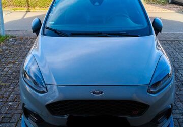 Ford Fiesta 42.900 km 22.000 &euro; Dunningen 78655