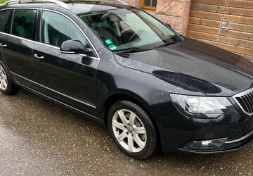 Skoda Superb 194.000 km 10.900 &euro; Schenkenzell 77773
