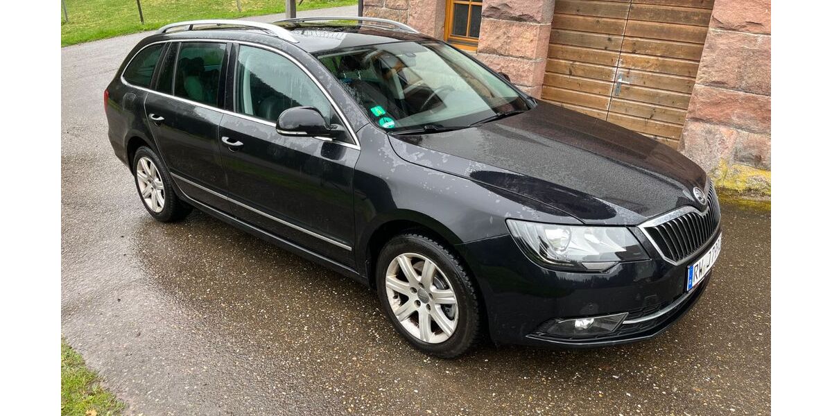 Skoda Superb 194.000 km 10.900 &euro; Schenkenzell 77773