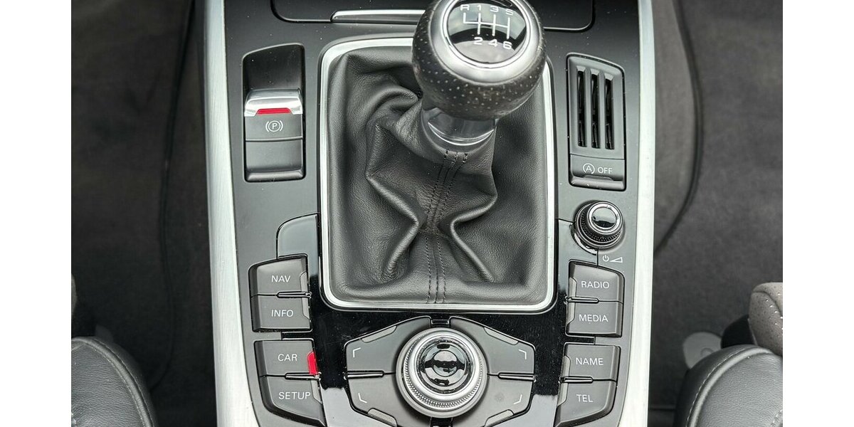 Audi A5 2.0 TFSI S-LINE/155 KW/ BANG & OLUFSEN/LEDER 27.774 km 16.900 &euro; Villingen-Schwenningen 78054