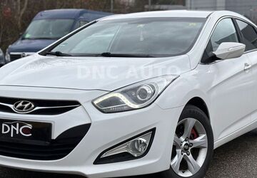 Hyundai i40 99.000 km 8.499 &euro; Tuttlingen 78532