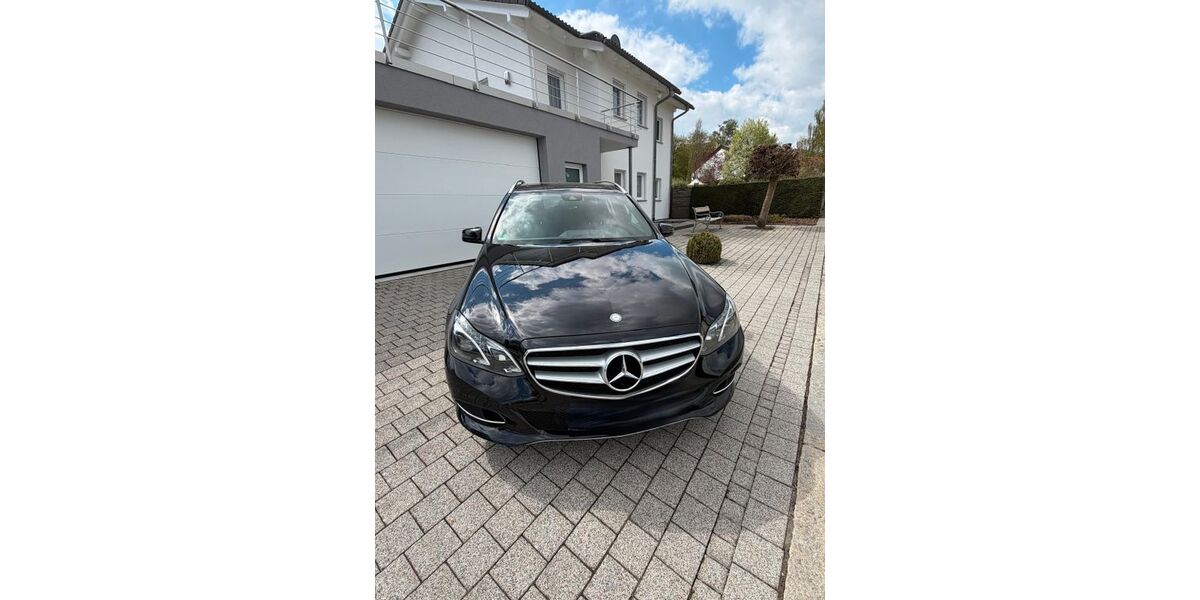 Mercedes-Benz E 250 151.600 km 19.500 &euro; Oberndorf 78727
