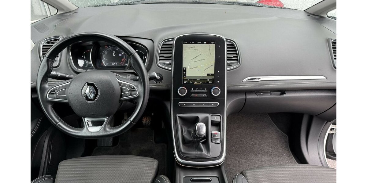 Renault Scenic IV GRAND INTENS/RELAX-PAKET/NAVIGATION 52.745 km 12.900 &euro; Villingen-Schwenningen 78054