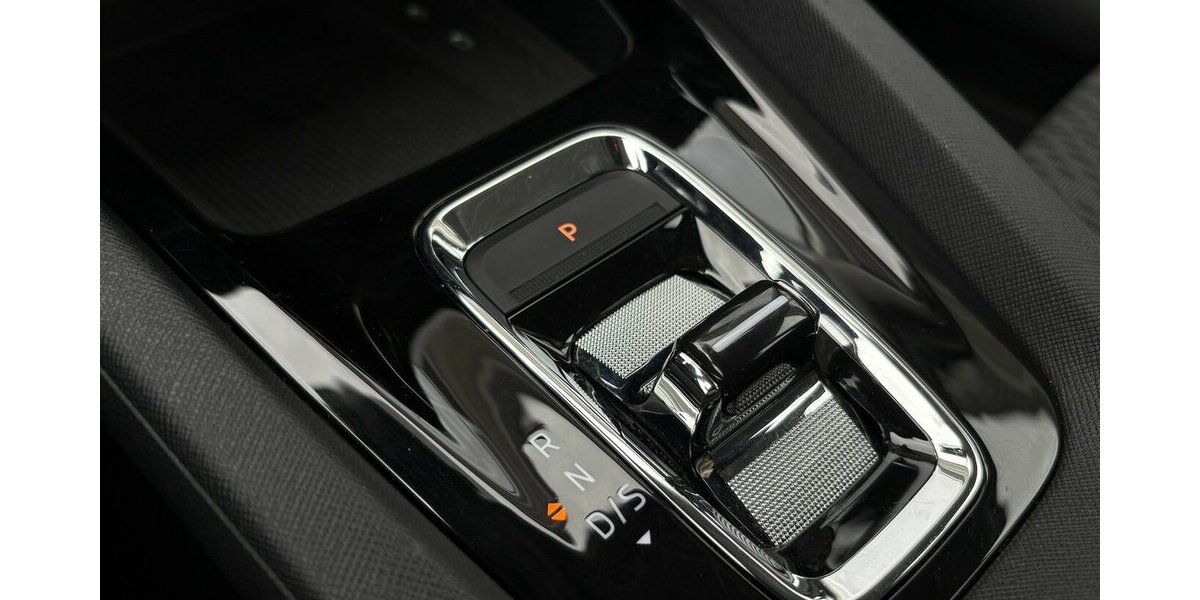 Skoda Octavia 2.0 TDI Combi Style MEMORY/NAVI/CARPLAY 84.033 km 19.900 &euro; Villingen-Schwenningen 78054