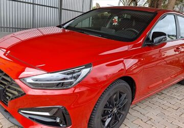 Hyundai i30 50.000 km 16.390 &euro; Niedereschach 78078