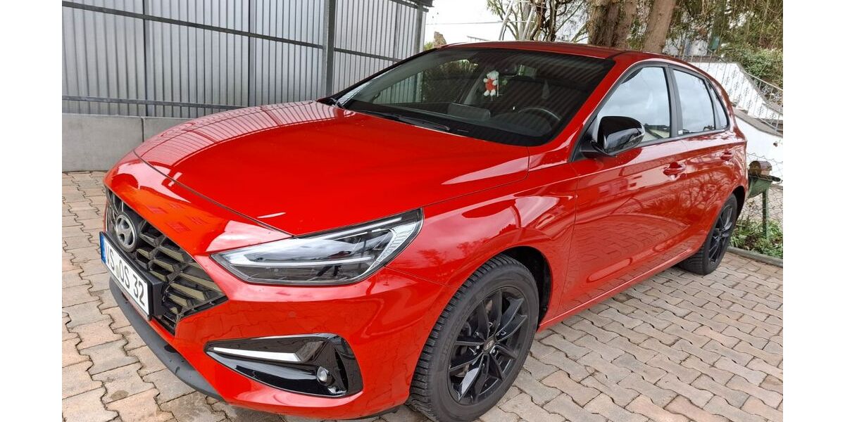 Hyundai i30 50.000 km 16.390 &euro; Niedereschach 78078