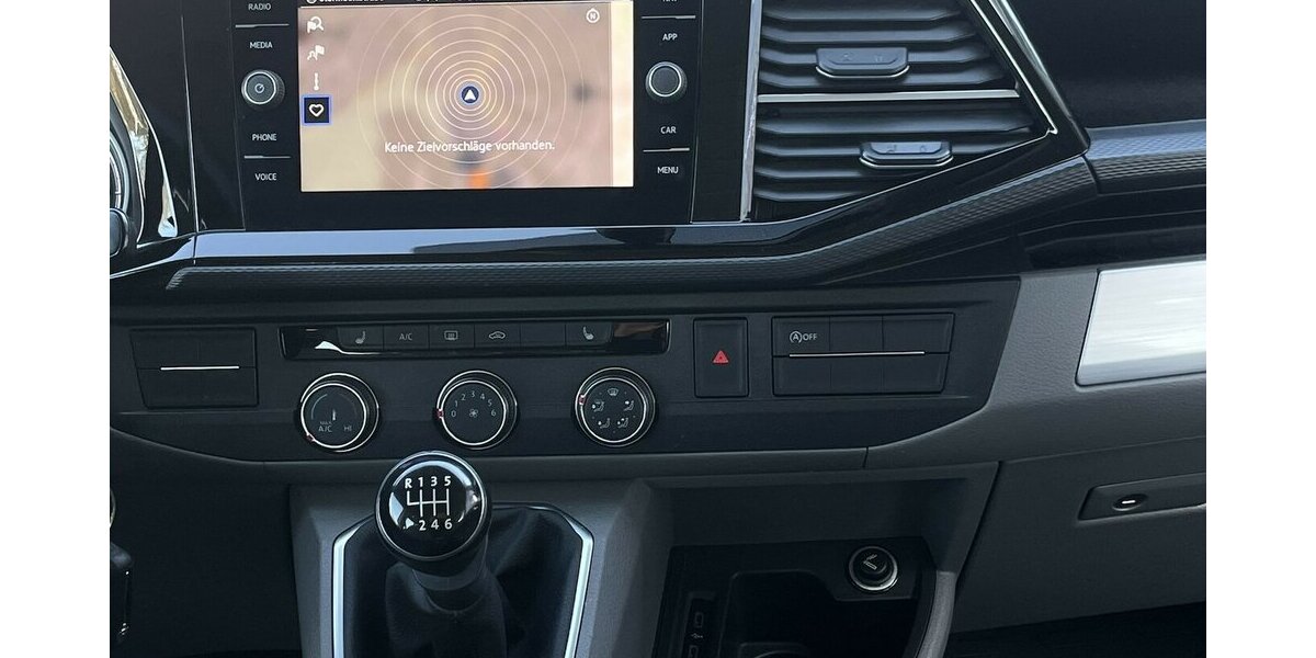 VW T6.1 California Coast KAMERA/NAVI/SHZ/1.HAND 55.190 km 48.800 &euro; Villingen-Schwenningen 78054