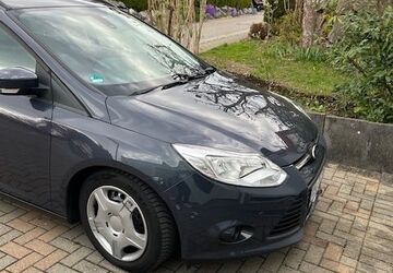 Ford Focus 63.000 km 7.900 &euro; Dauchingen 78083