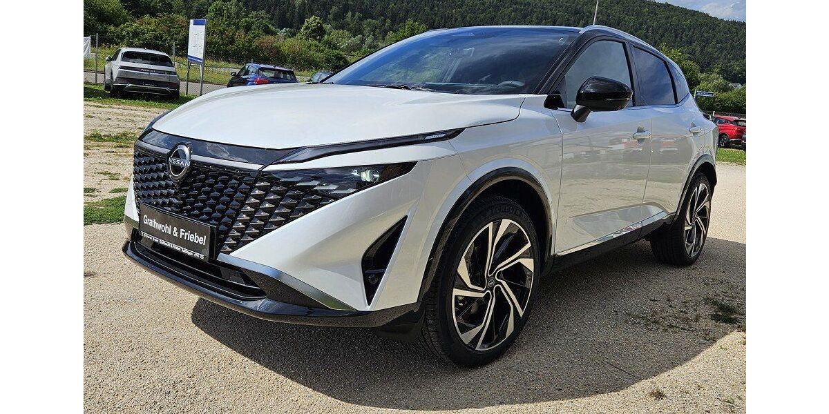 Nissan Qashqai 8.454 km 34.990 &euro; Tuttlingen 78532