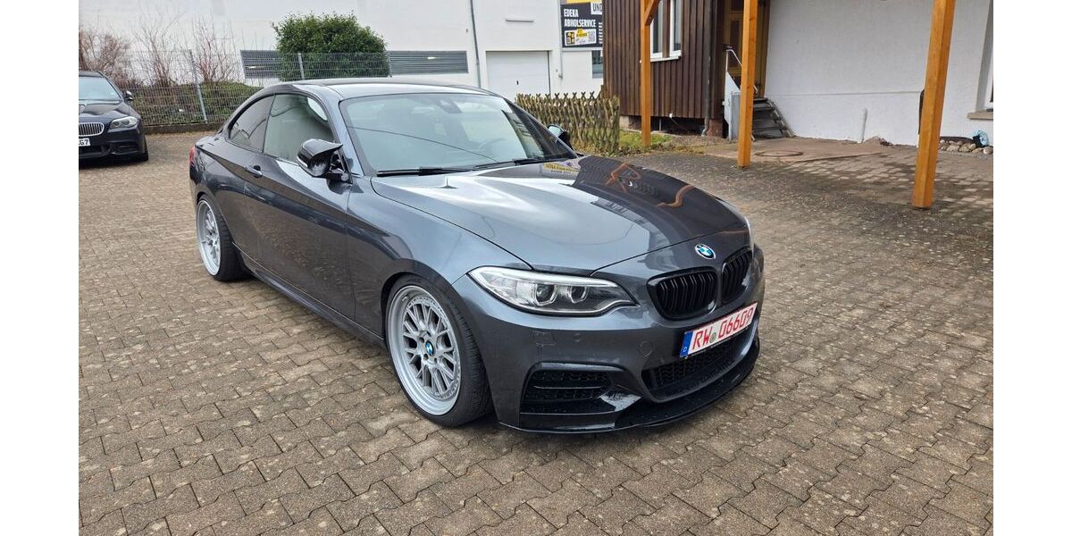 BMW M240i 161.000 km 26.500 &euro; Schramberg 78713