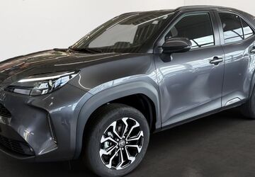 Toyota Yaris Cross 2.000 km 30.360 &euro; Villingen-Schwenningen 78048