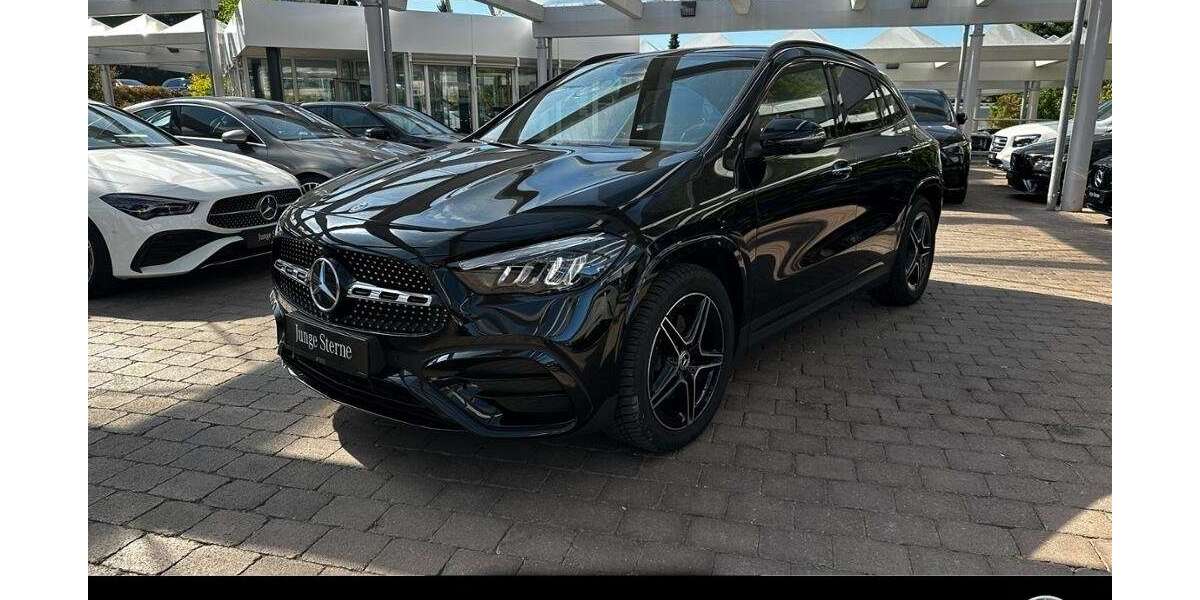 Mercedes-Benz GLA 200 7.508 km 42.900 &euro; Tuttlingen 78532