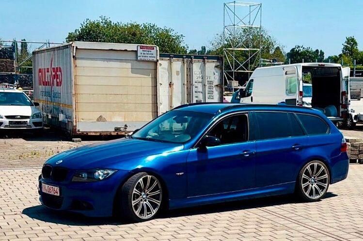 BMW 335 180.856 km 21.990 &euro; Geisingen 78187