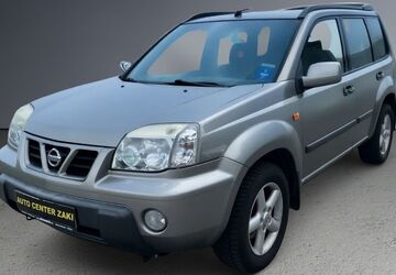 Nissan X-Trail 199.366 km 2.450 &euro; Tuttlingen 78532