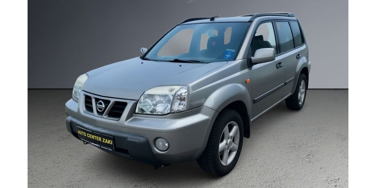 Nissan X-Trail 199.366 km 2.450 &euro; Tuttlingen 78532
